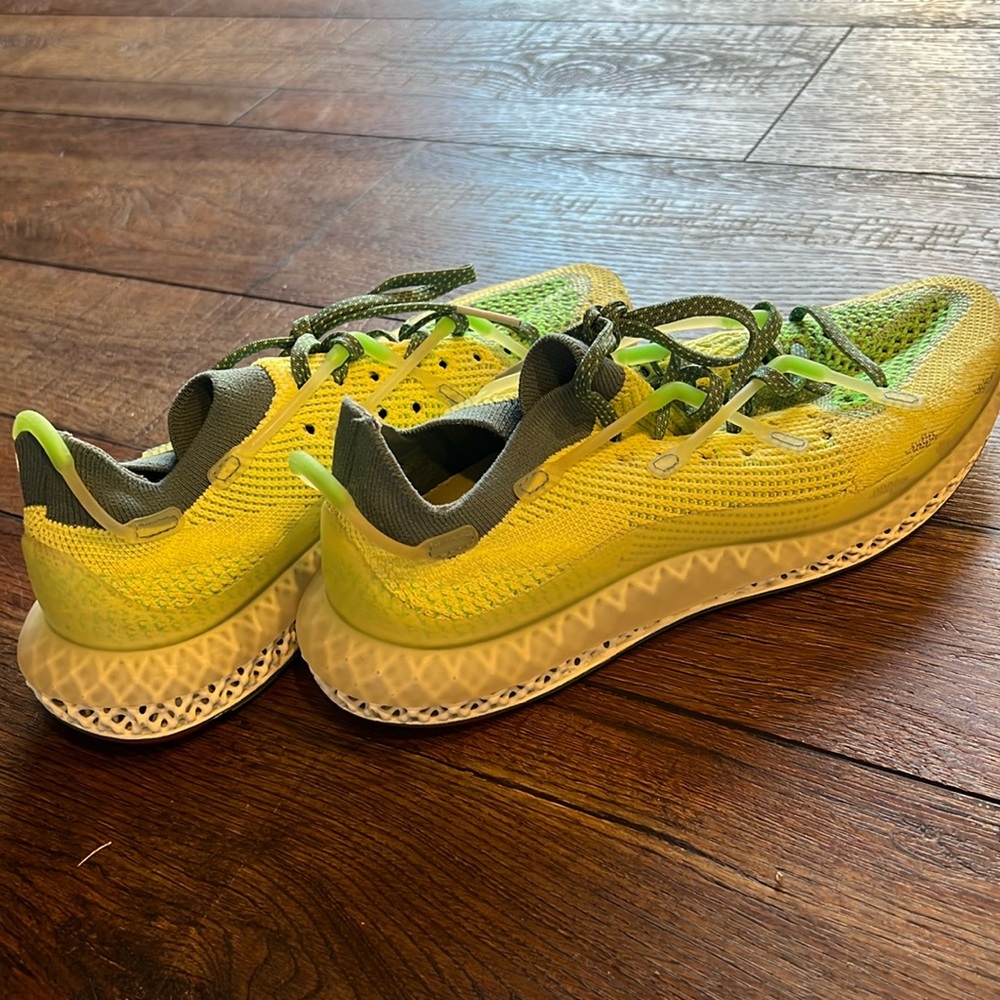 Men’s Adidas 4d fusion  semi frozen yellow FY 3603 size7